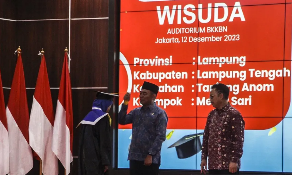 BKKBN Wisuda 32 Kader BKB Untuk Menjadi Agen Sosial