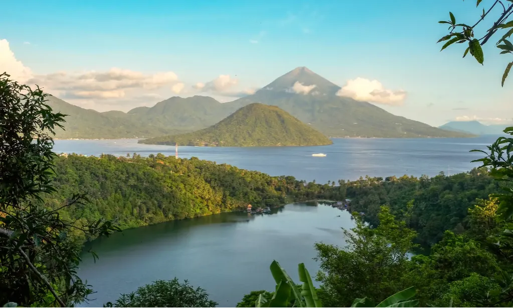 Kepulauan Tidore Disiapkan Jadi Destinasi Wisata Baru Indonesia Timur