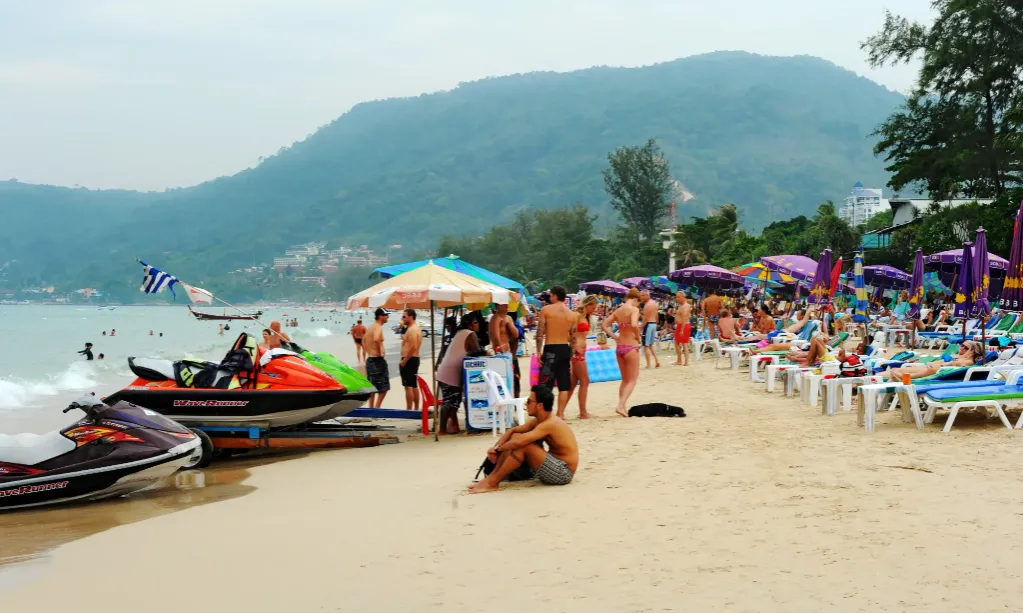 Sejumlah Kota Di Dunia Yang Mengalami <i>Overtourism</i> Selama 2023