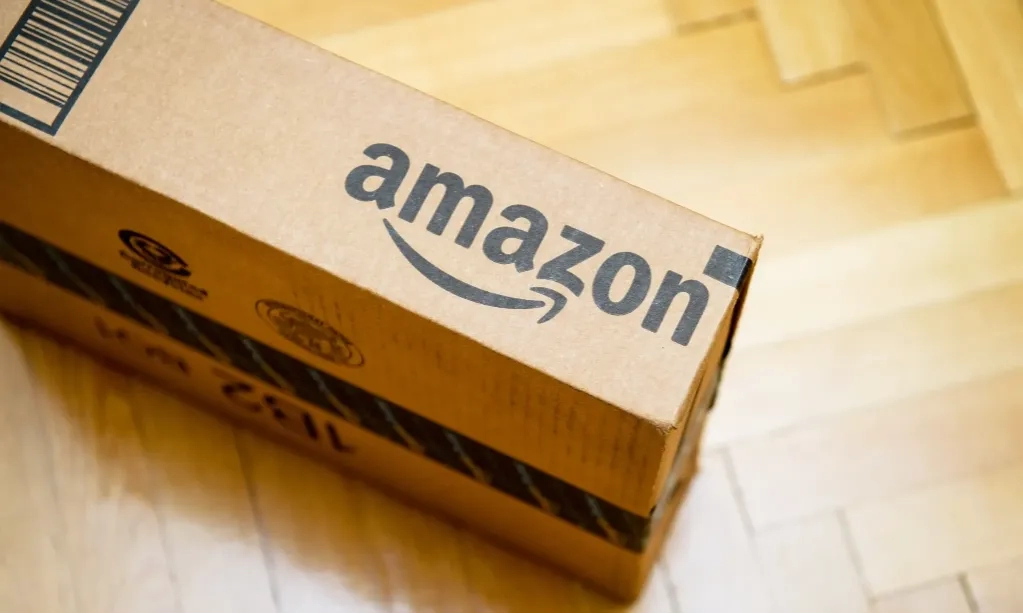 Amazon Luncurkan "Rufus", Asisten Belanja AI Di Aplikasi Seluler