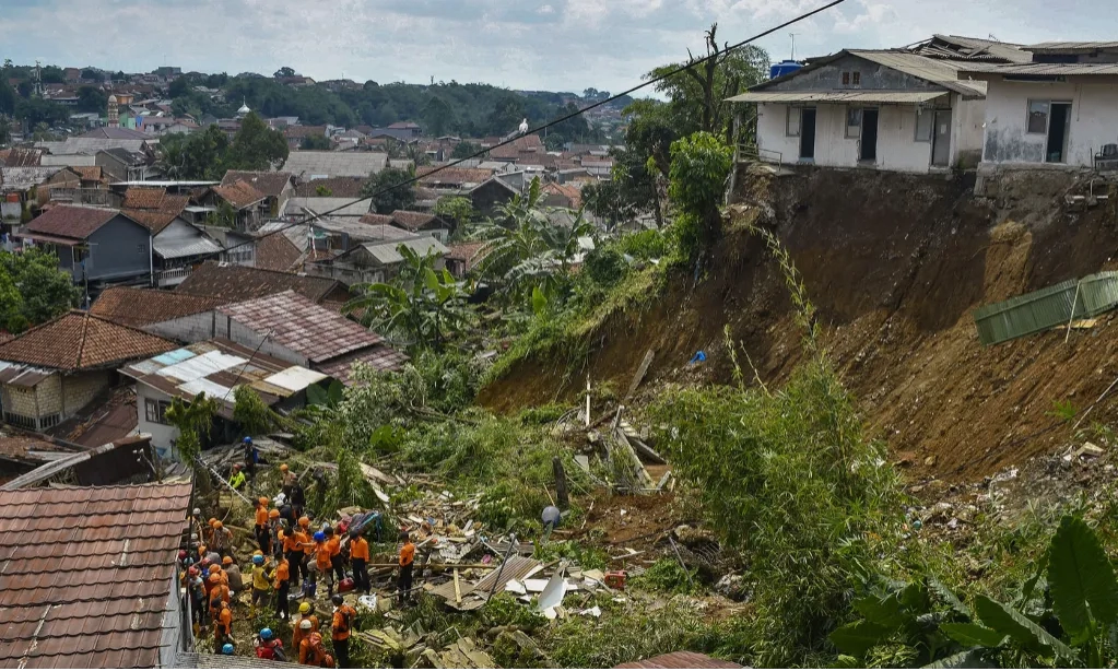 BNPB Serukan Warga Beberapa Daerah Agar Waspada Longsor