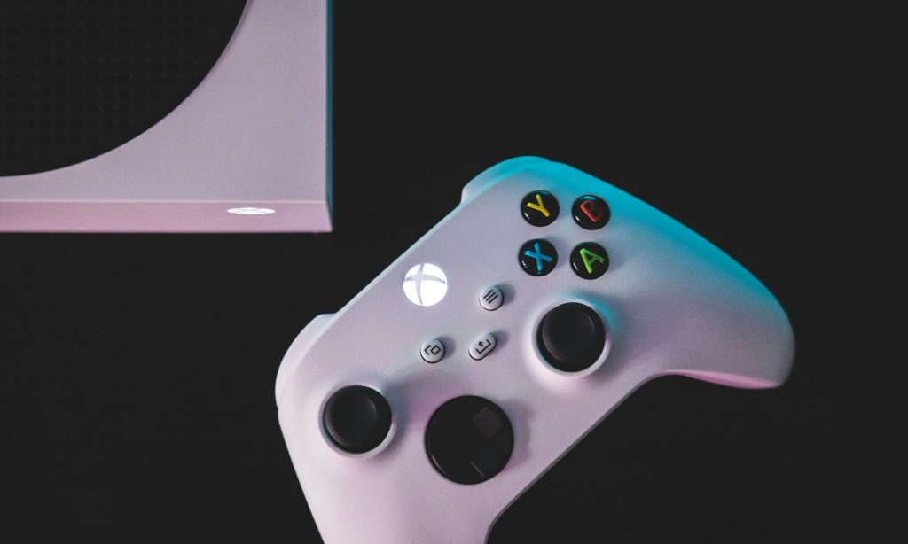 Sejumlah Gim Xbox Akan Hadir Di PS5 Dan Switch