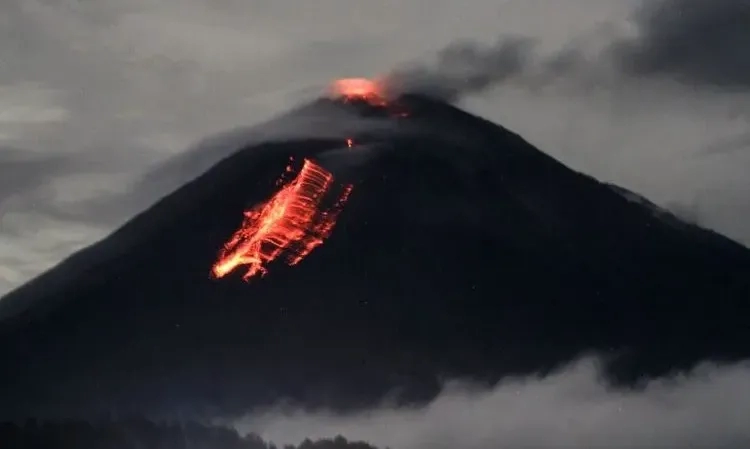 PVMBG: Ada Sumber Magma Di Kedalaman Enam Km Di Gunung Semeru