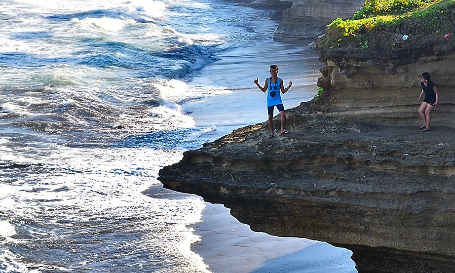 Pantai Batu Hiu dan Legenda Pasukan Kerajaan Mataram