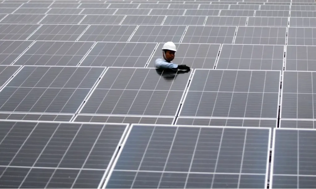 Gandeng Xurya, Anak Usaha Mitsubishi Pasang PLTS Atap