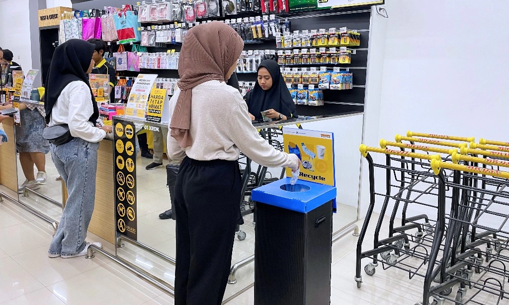 Kolaborasi Dengan Rekosistem, MR.DIY Luncurkan Program Pilah Sampah