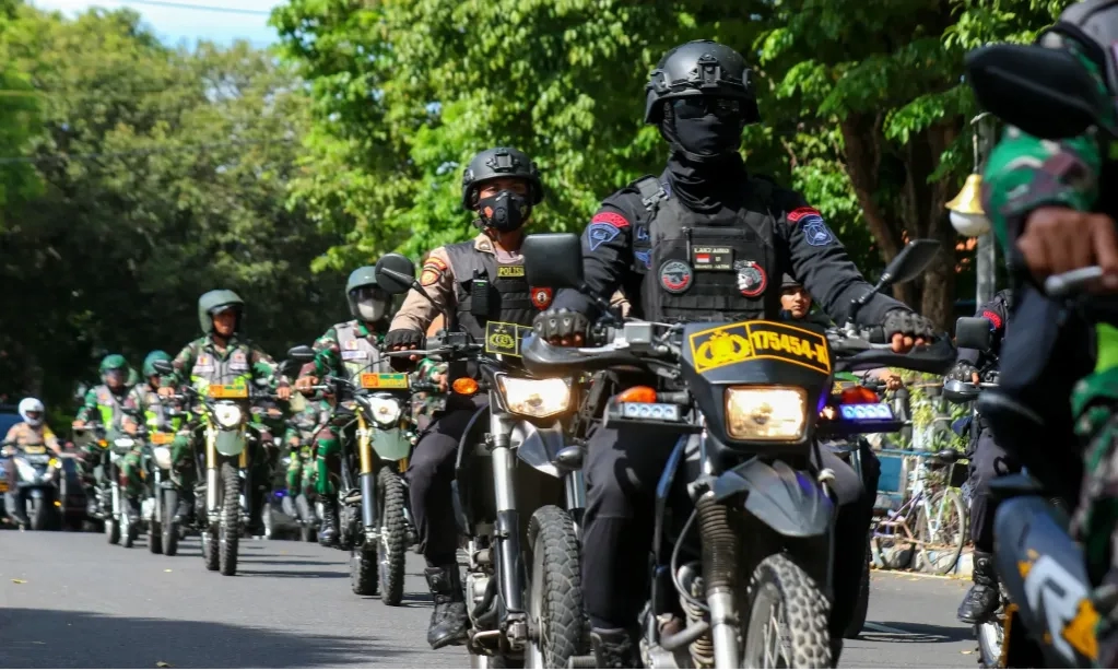 Imparsial: Kritik Jabatan Sipil Untuk TNI-Polri