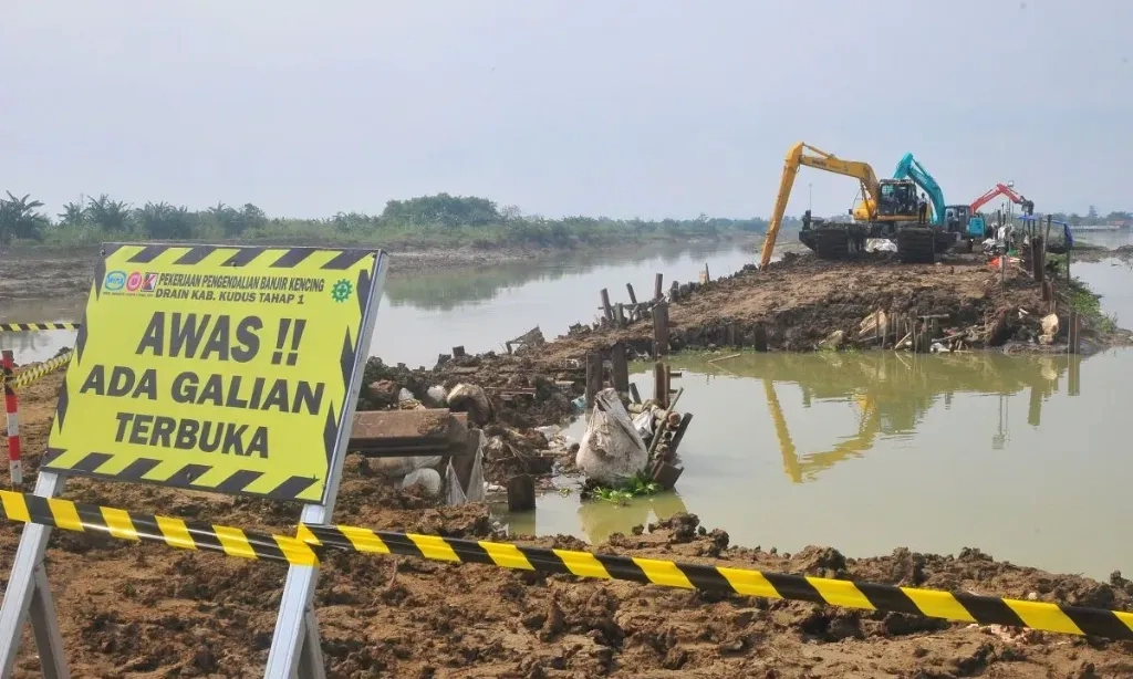 Jokowi: Banjir Demak Diatasi Lewat Perbaikan Tanggul Hingga Geser Awan