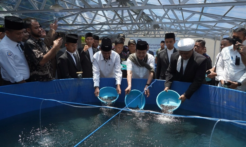 KKP Dorong Budidaya Ikan Sistem Bioflok di Pondok Pesantren