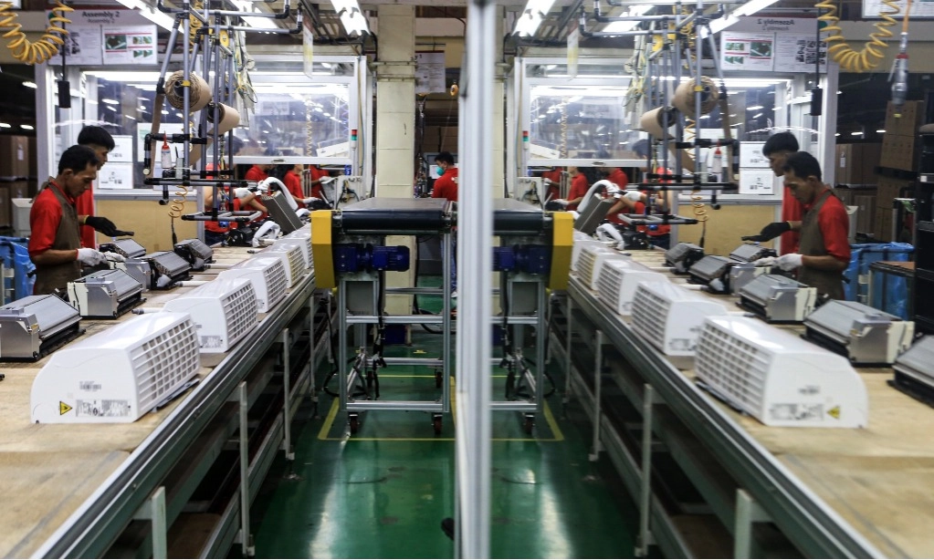 <p id="isPasted">Menperin Atur Tata Niaga Impor Produk Elektronik</p>