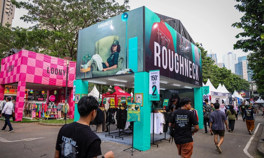 <p>JakCloth Hadir Di Halaman <em>Out Door</em> Smesco</p>