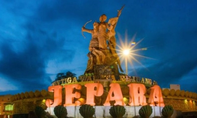 <p id="isPasted">Telusur Potensi Wisata Jepara</p>