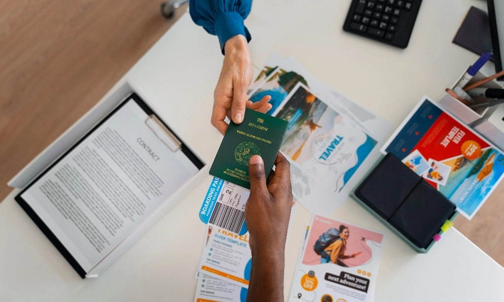 <p>Syuting Tanpa Izin, Imigrasi Bali Tahan Idol Kpop Dan Kru TV Korea Selatan</p>