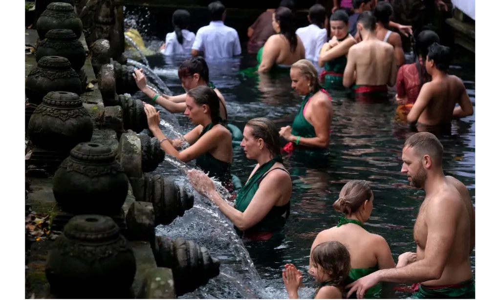 <p>Delegasi WWF Akan Diajak Karyawisata Ke Lima Destinasi Wisata Bali</p>