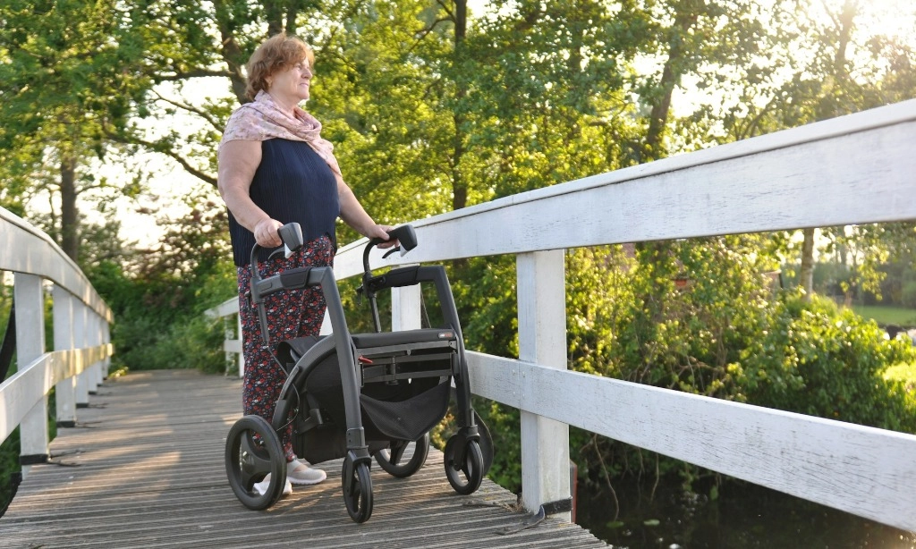 <p>Menelisik Serba-Serbi Penyakit Parkinson</p>