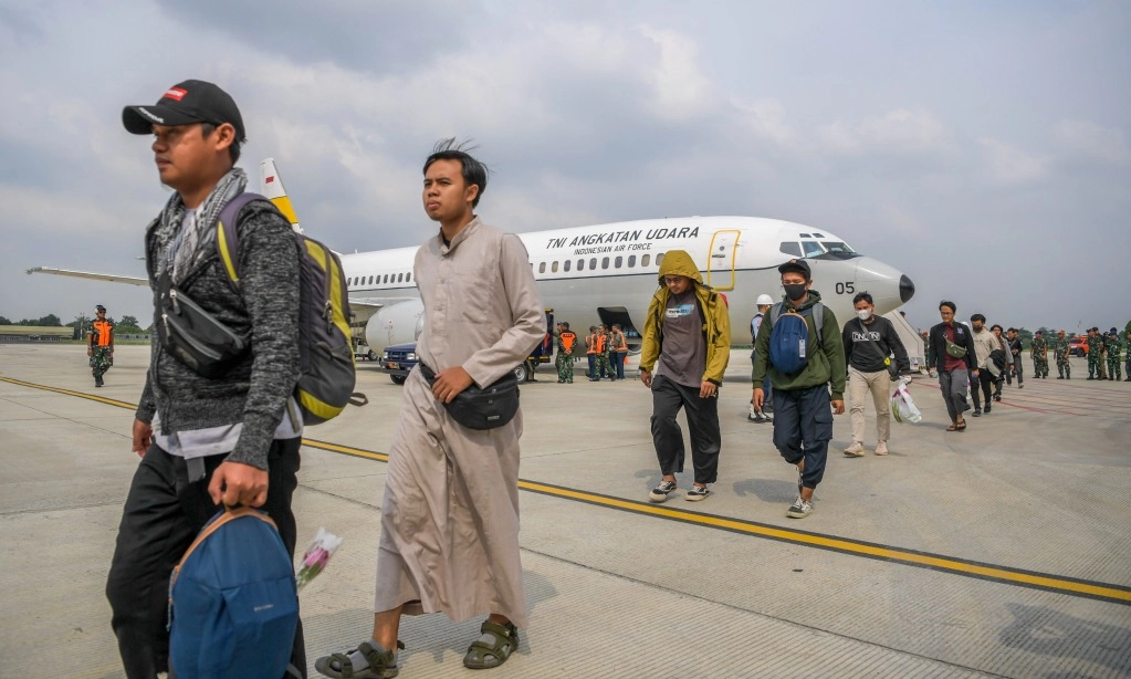 <p>Kepolisian Indonesia-Vietnam Kerja Sama Kejar Buronan&nbsp;</p>