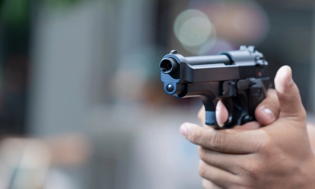 <p>Satgas Cartenz Tembak Mati Ajudan Pentolan KKB</p>