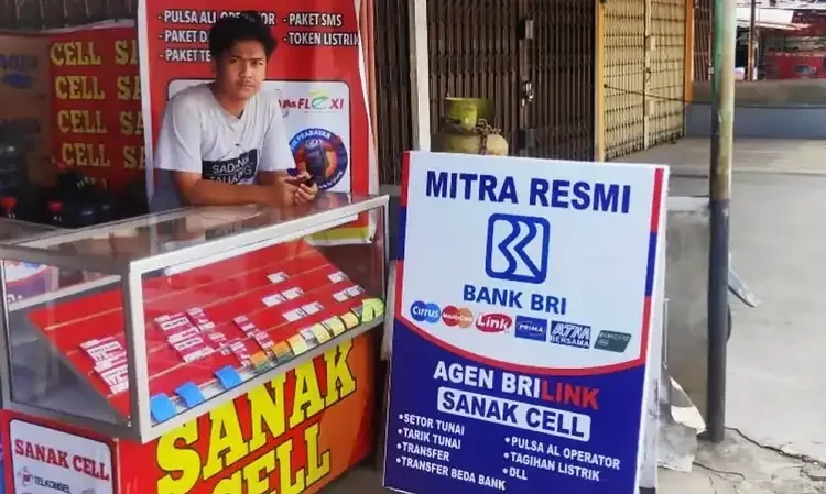 <p id="isPasted">AgenBRILink, Raih Cuan Sembari Dekatkan Akses Perbankan Warga di Sumbawa Besar&nbsp;</p>