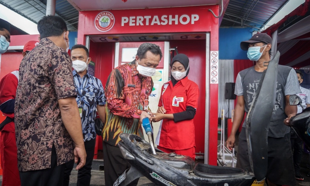 <p id="isPasted">BPH Migas Buka-Bukaan Ribuan Pertashop Belum Lengkapi Izin</p>