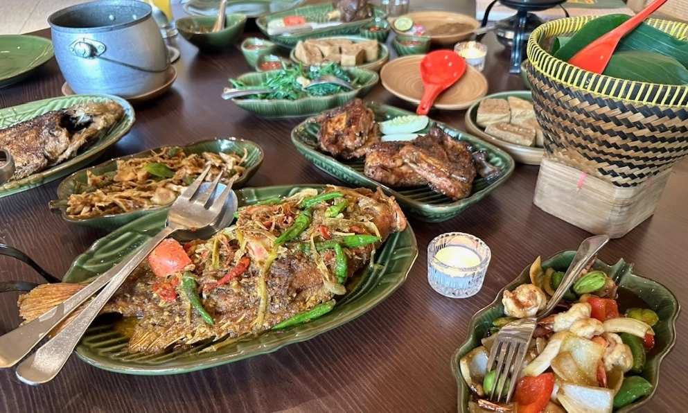 <p>Mengejar Suasana <em>Homey&nbsp;</em>Restoran Keluarga Di Selatan Jakarta</p>