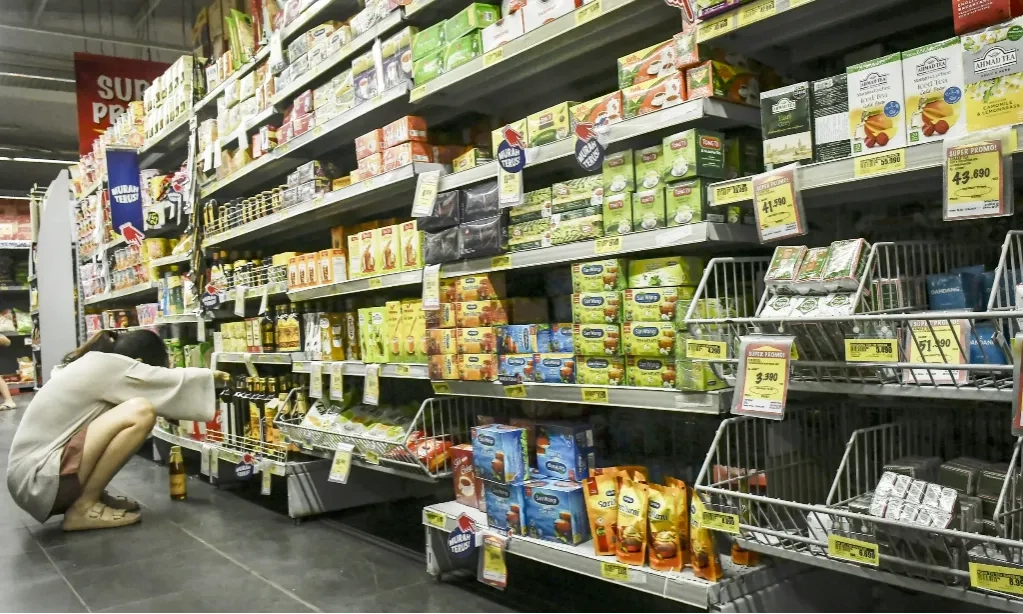 <p>BPS: Makan-Minuman Dan Transportasi Buat RI Deflasi 0,03% Mei 2024</p>