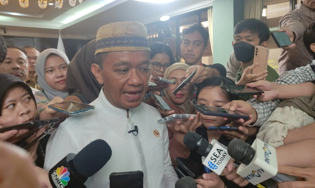 <p>Ormas Keagamaan <em>OTW </em>Punya Usaha Tambang, Bahlil: Akan Dikerjakan Kontraktor</p>