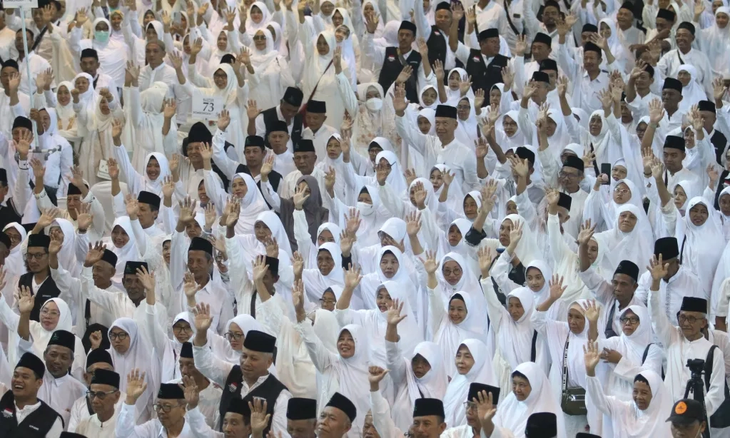 <h2 class="titletext" id="isPasted">Kemenag: Jemaah Haji Dibekali Kerikil Lontar Jumrah Sejak Di Arafah</h2>
