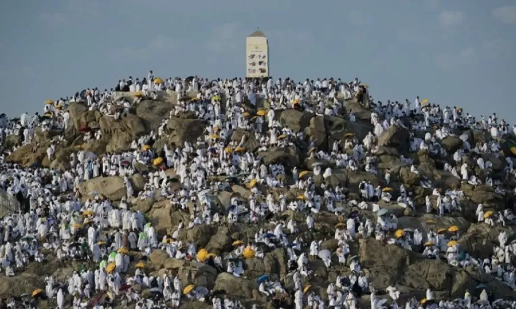 <p>Puncak Haji, Hari Ini Seluruh Jamaah Laksanakan Wukuf Di Arafah</p>
