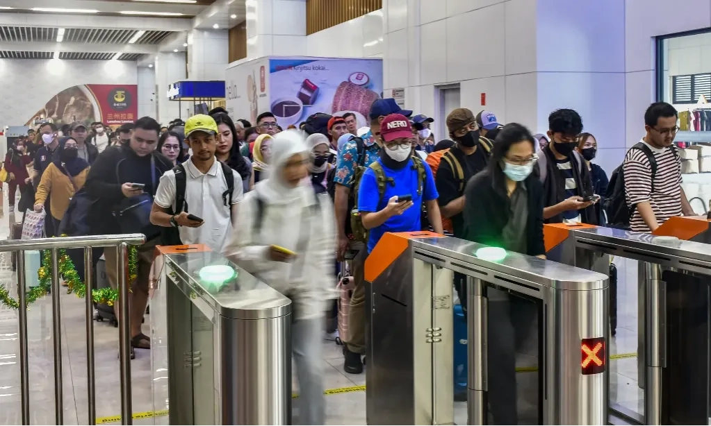 <p>KAI Dan Whoosh Catat Lonjakan Penumpang Selama Libur Iduladha</p>