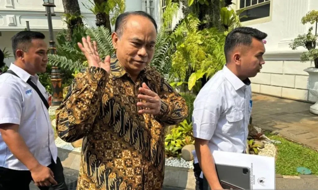 <p>Menkominfo: Penyerang PDN Minta Tebusan US$8 Juta</p>