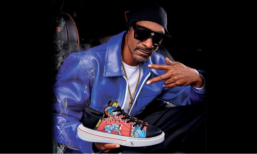 <p>Doggystyle, Sepatu Slip-on Skechers x Snoop Dogg</p>