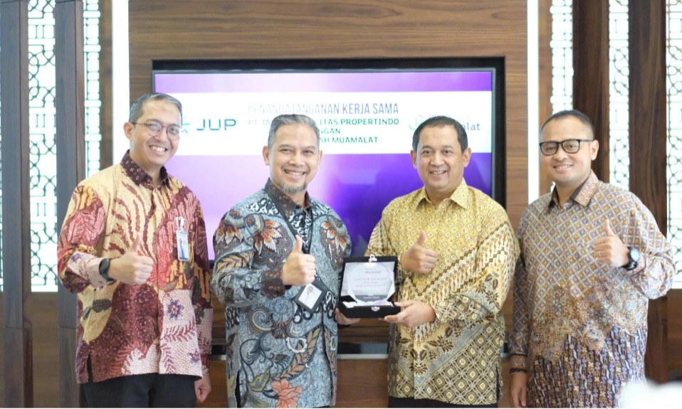 <p id="isPasted">DPLK Syariah Muamalat Jalin Kerja Sama dengan Anak Usaha Jakpro</p>