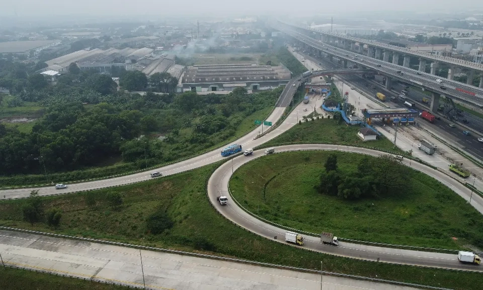 <p id="isPasted">SCI: Tarif Kompetitif Jalan Tol Dorong Efisiensi Transportasi Logistik Sampai 50%</p>