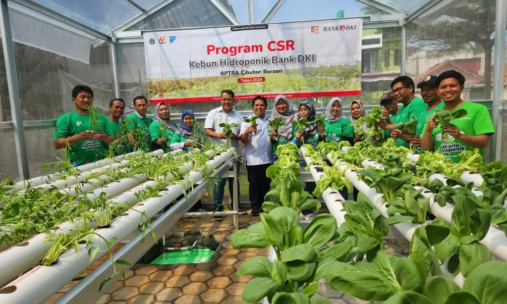 <p id="isPasted">Bank DKI Resmikan Kebun Hidroponik Di RPTRA Cibubur</p>