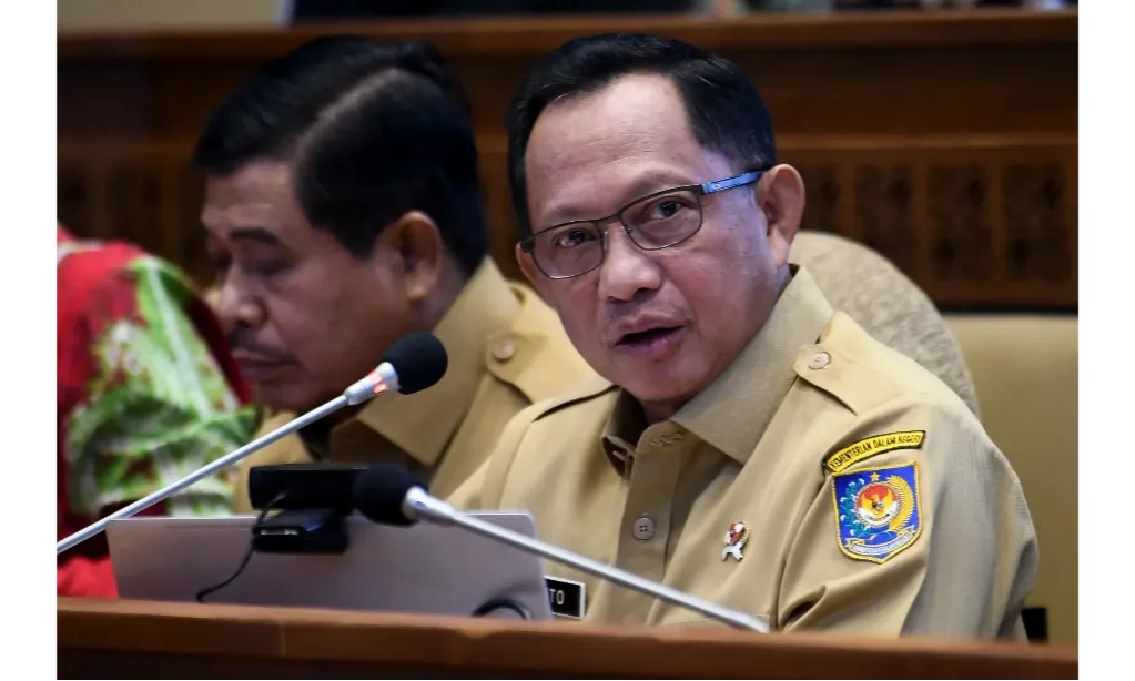 <p><strong>Mendagri: Lulusan IPDN Harus Jadi ASN Yang Efektif Dan Efisien</strong></p>