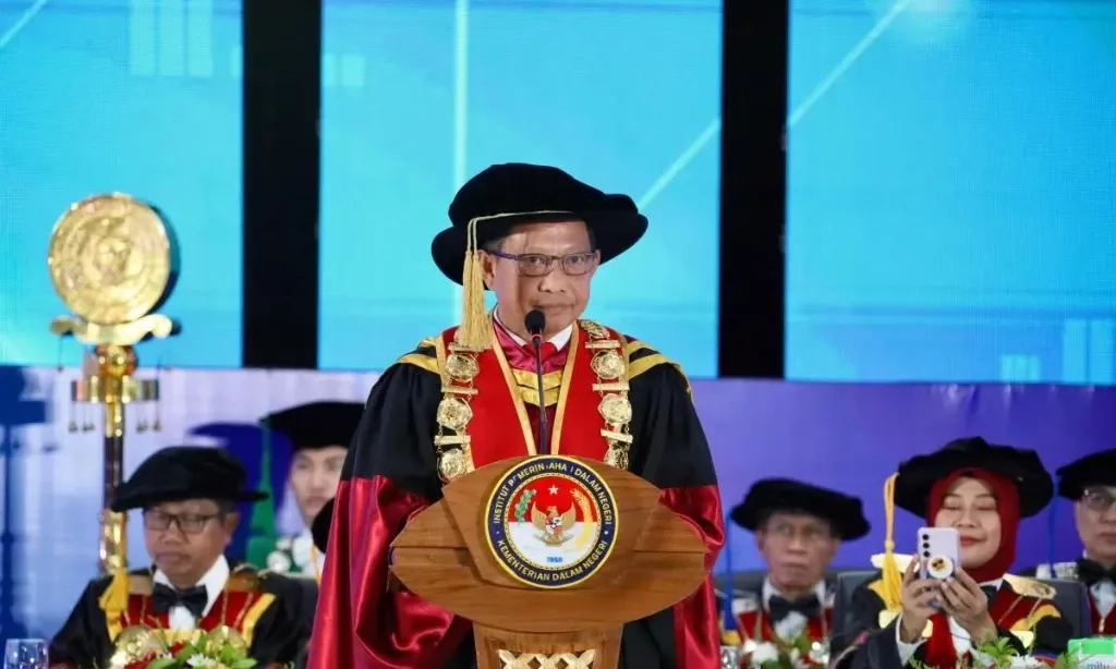 <p>Mendagri Ingatkan Lulusan IPDN Jadi Birokrat Yang Profesional</p>