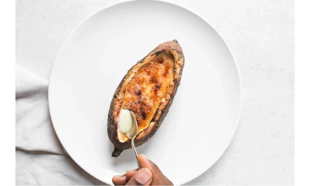 <p>Sedapnya Kudapan Kekinian Ubi Creme Brulee</p>