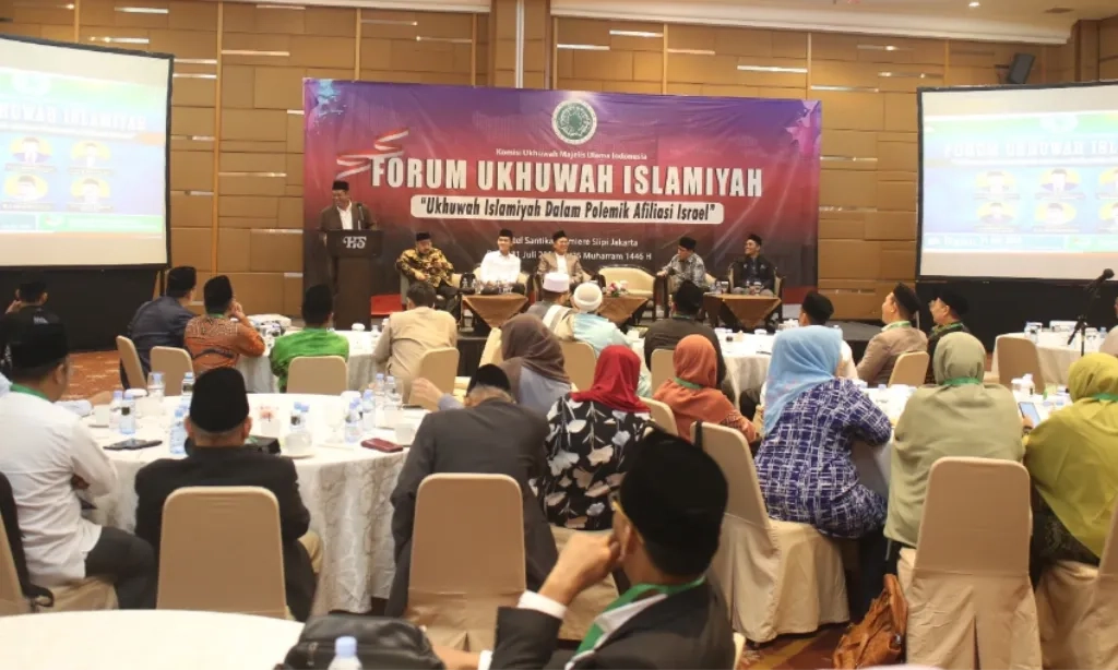 <p>Fatwa Terbaru MUI Ajak Masyarakat Prioritaskan Produk Dalam Negeri</p>