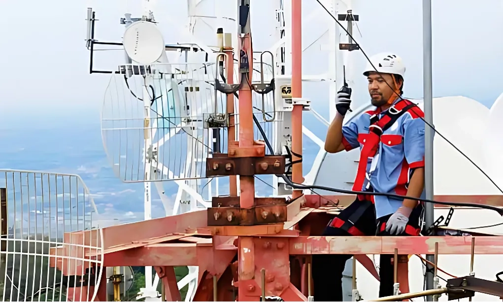 <p>Mitratel Bidik Pendapatan Tumbuh Mendekati<em>&nbsp;Double</em> <em>Digit&nbsp;</em>Di 2024</p>