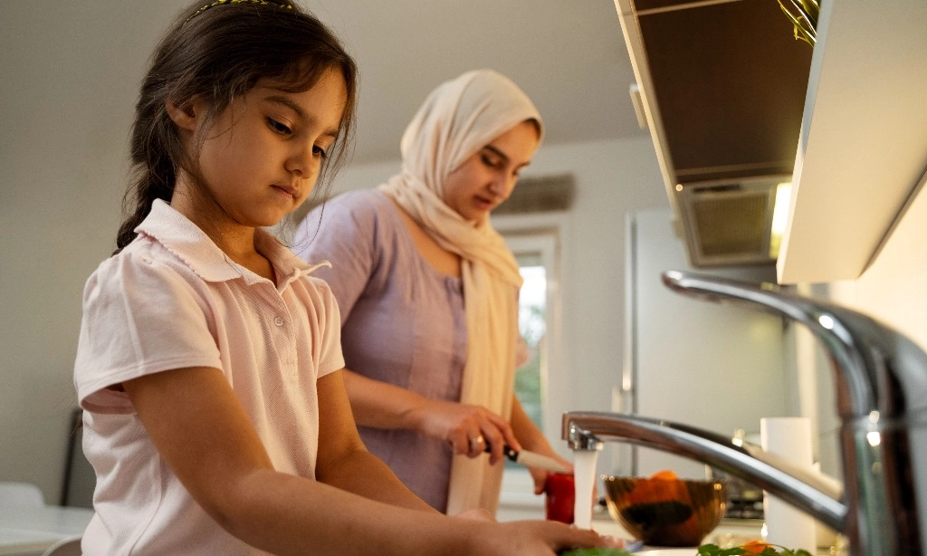 <p>Peran Penting Keluarga Dalam Pembentukan Kepribadian Anak</p>