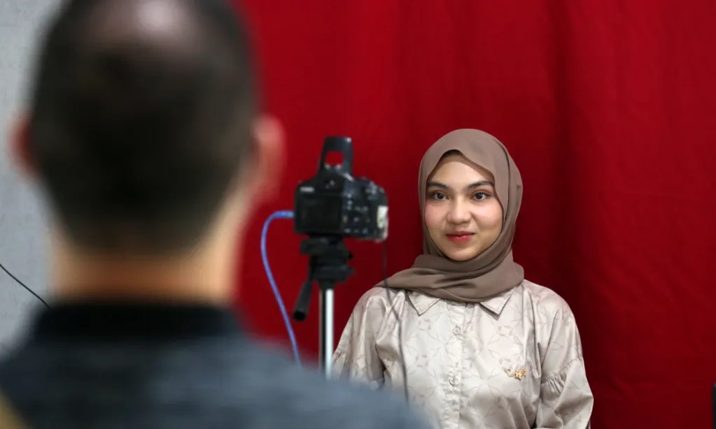 <p>Kemendagri Targetkan 99,4% Penduduk Sudah Lakukan Perekaman E-KTP Di Akhir 2024</p>