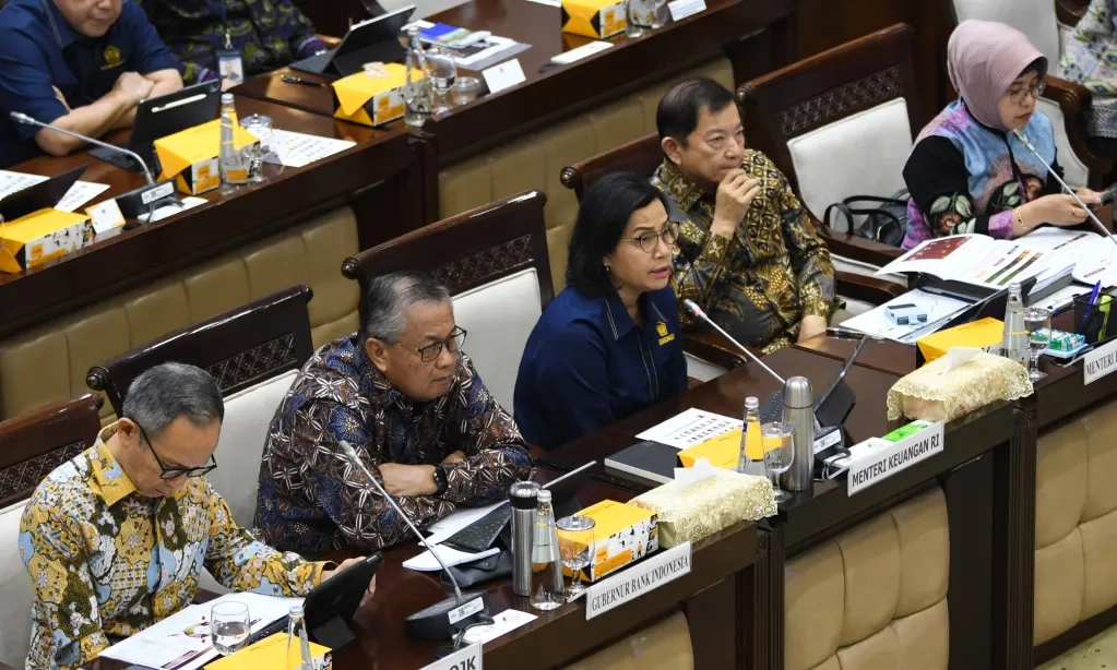 <p>Komisi XI DPR-Pemerintah Sepakati Asumsi Makro APBN 2025</p>