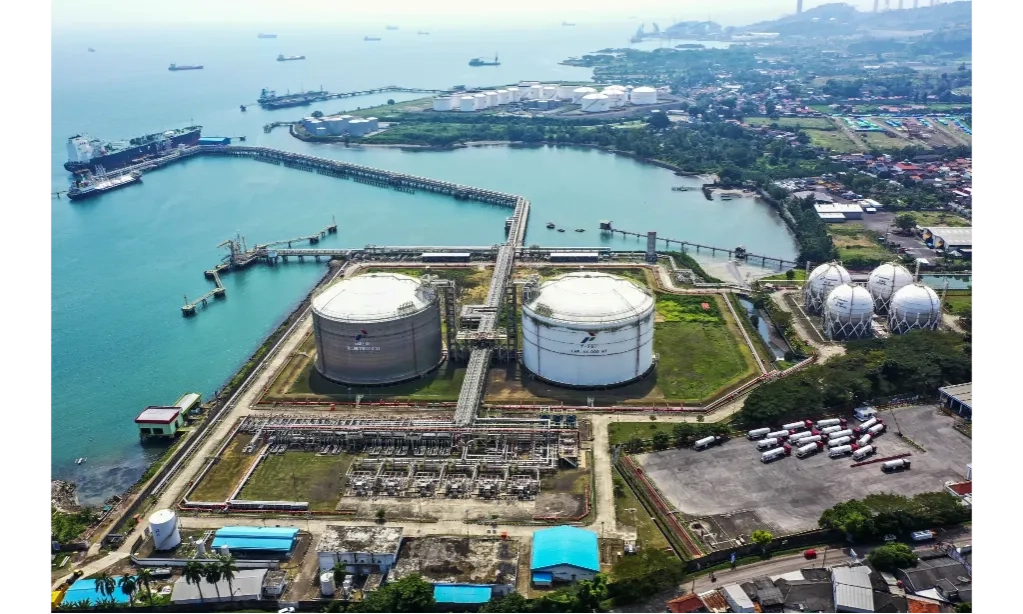 <p id="isPasted">Pertamina Kembangkan Proyek LPG Terminal Di Jatim</p>