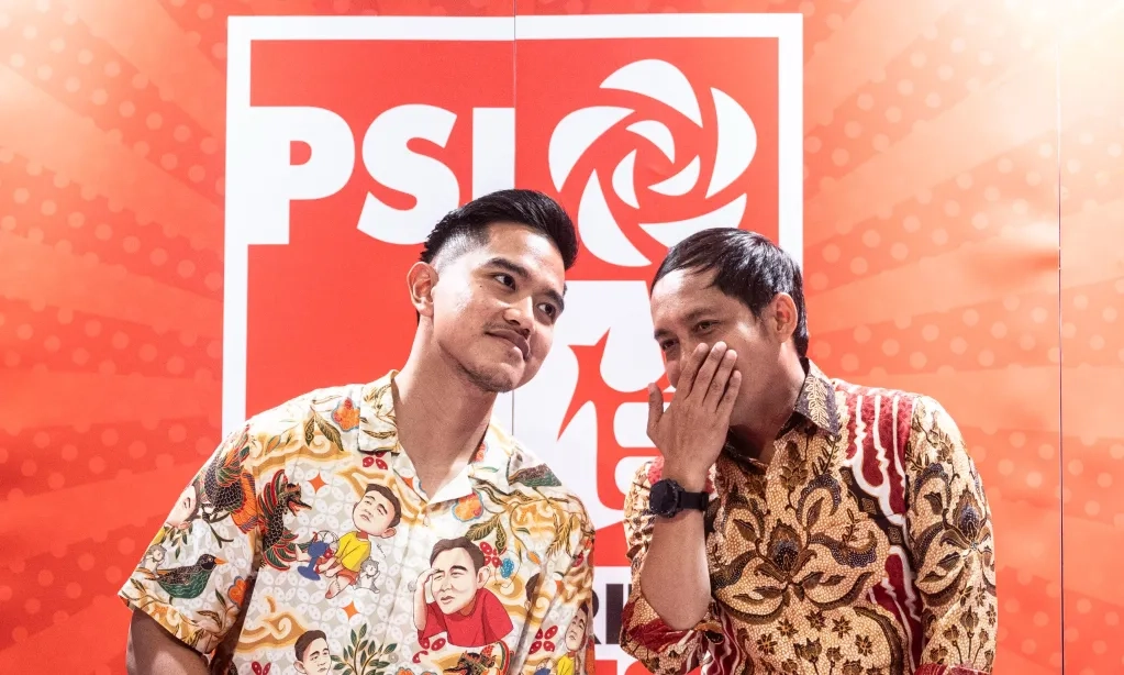 <p>Golkar Bela Kaesang Soal Jet Pribadi:&nbsp;<span style="background-color: transparent; font-weight: var(--vz-body-font-weight);">Bukan Penyelenggara Negara</span></p>