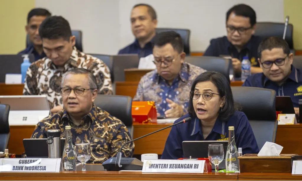 <p id="isPasted">Banggar DPR Sepakati Postur Sementara Pendapatan-Belanja APBN 2025&nbsp;</p>