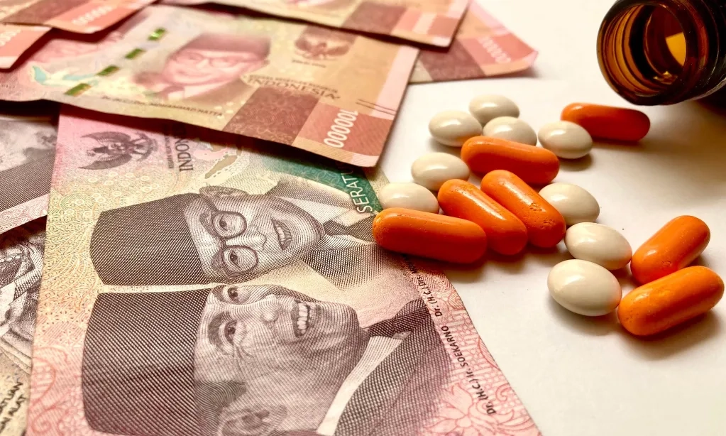 <p id="isPasted">Obat di Indonesia Mahal, Ini Sederet Tantangan Besar Industri Farmasi</p>