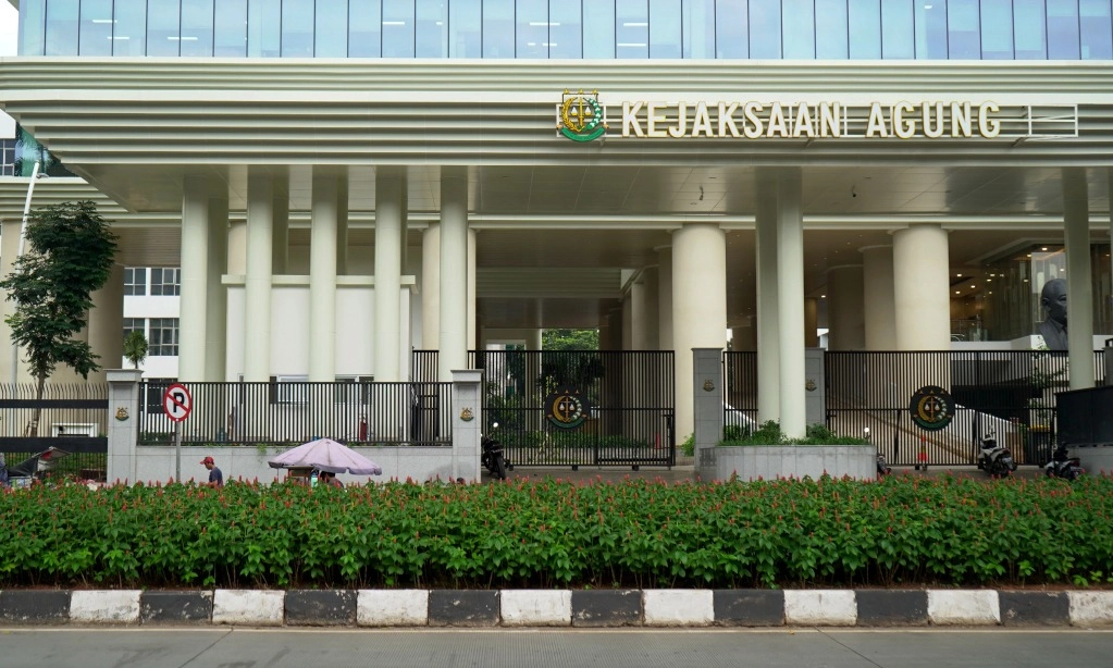 <p>Kejagung Banding Vonis Toni Tamsil</p>