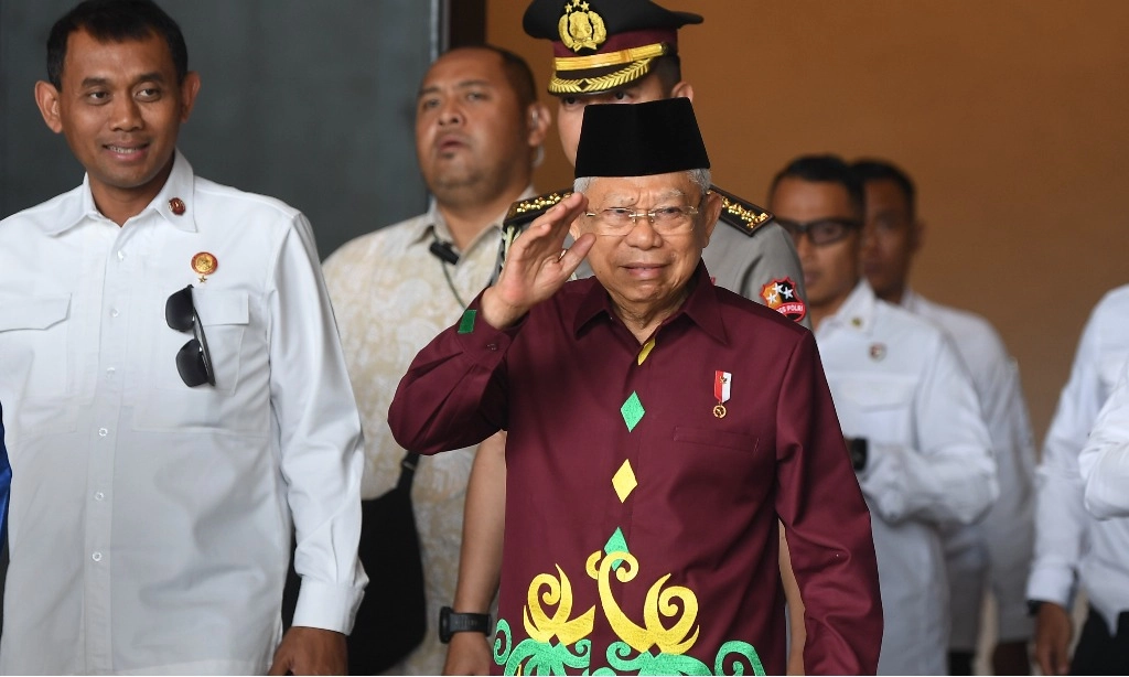 <p>Wapres Minta Para Menteri Beri Saran Ke Pemerintahan Baru</p>