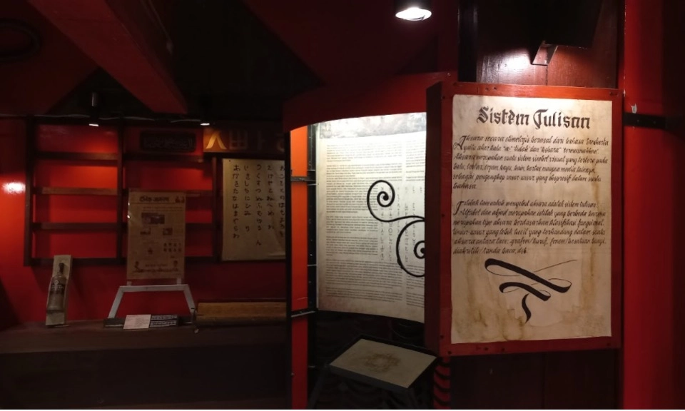 <p>Mengenal Jejak Ragam Aksara Di Museum Huruf Jember</p>