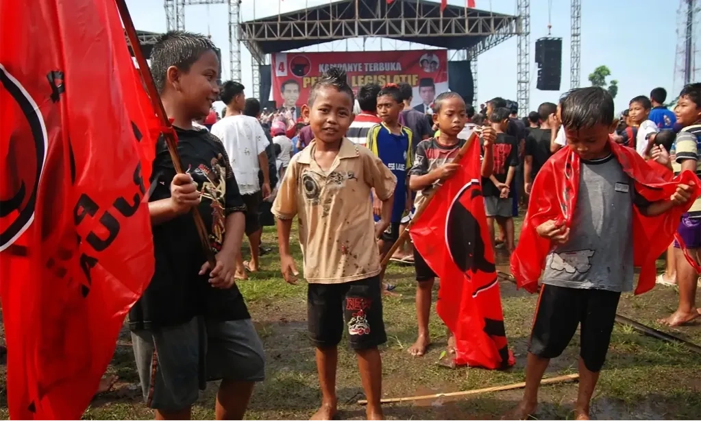 <p>Anak-Anak Tidak Boleh Dilibatkan Dalam Kampanye</p>